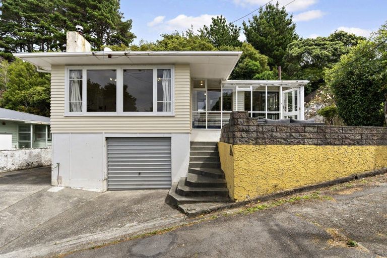 Photo of property in 26 Arapiko Street, Johnsonville, Wellington, 6037