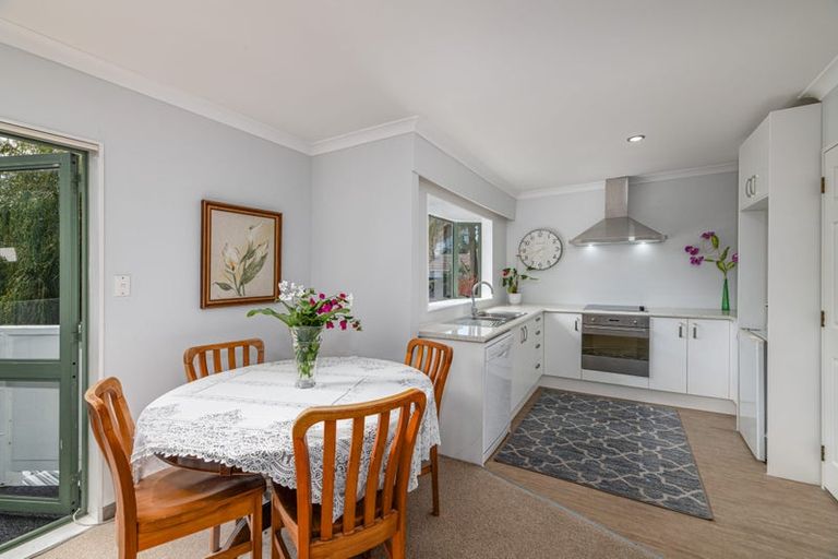 Photo of property in 6/19 Gardner Avenue, New Lynn, Auckland, 0600