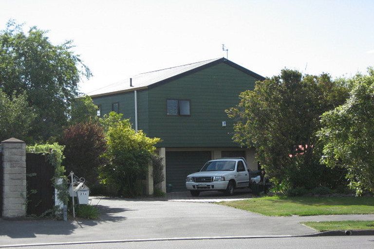 Photo of property in 21a Four Elms Place, Parklands, Christchurch, 8083