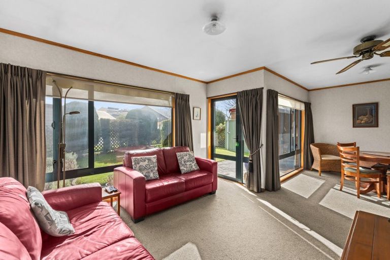 Photo of property in 3/411 Eastbourne Street East, Hastings, 4122