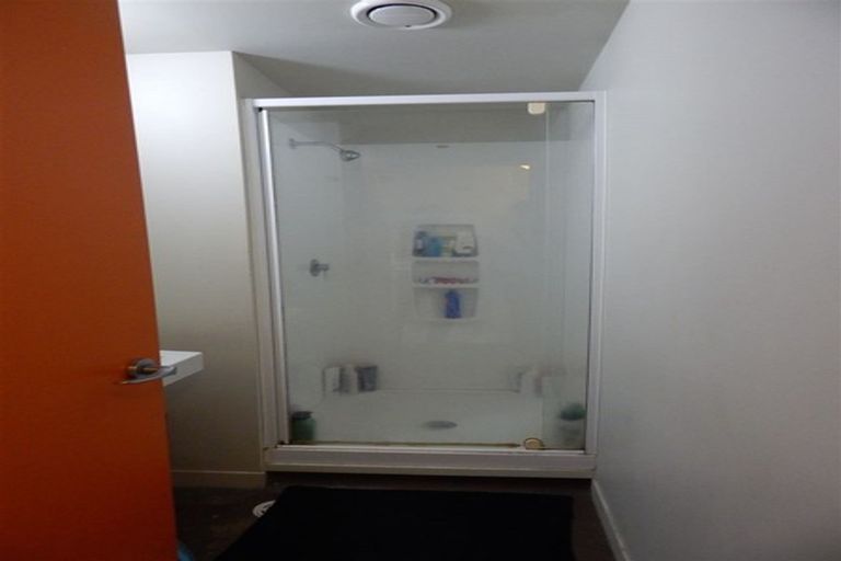 Photo of property in Cube Apartments, 5h/242 Taranaki Street, Mount Cook, Wellington, 6011
