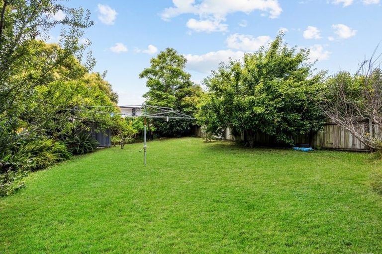 Photo of property in 17 Amberley Avenue, Te Atatu South, Auckland, 0610