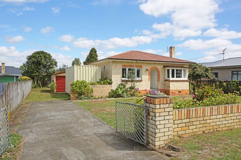 Photo of property in 82 George Street, Tuakau, 2121