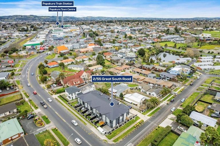 Photo of property in 2/55 Great South Road, Papakura, 2110