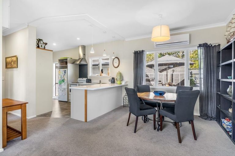 Photo of property in 1/61 Searells Road, Strowan, Christchurch, 8052