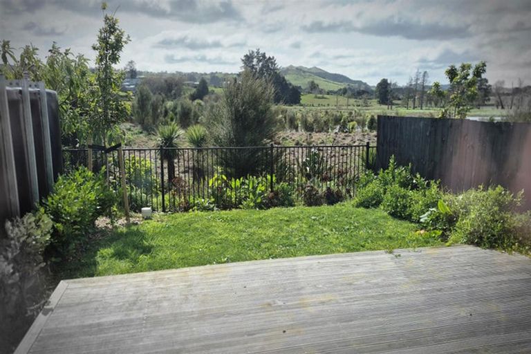 Photo of property in 21 Waikaha Street, Pokeno, 2472