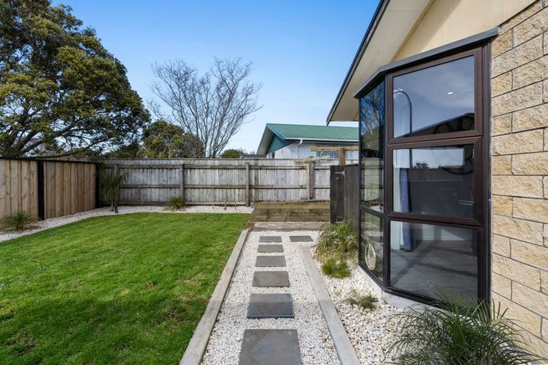 Photo of property in 10 Dillon Drive, Bell Block, New Plymouth, 4312