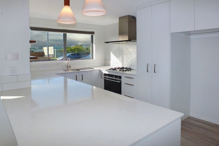 Photo of property in 50 Pratt Avenue, Foxton Beach, Foxton, 4815