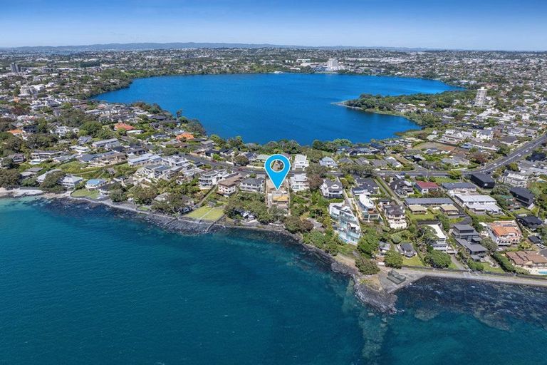Photo of property in 5 Kitchener Road, Takapuna, Auckland, 0622