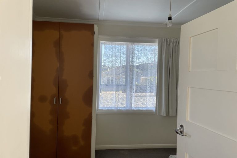 Photo of property in 55 Endeavour Street, Lyall Bay, Wellington, 6022