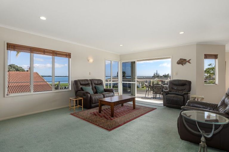 Photo of property in 24 Kiriwai Place, Matua, Tauranga, 3110