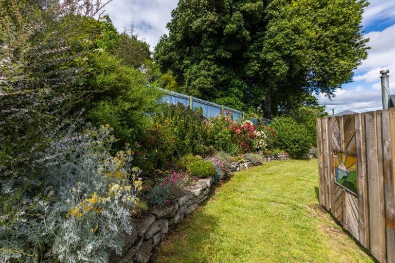 Photo of property in 13 Racecourse Road, Waipukurau, 4200