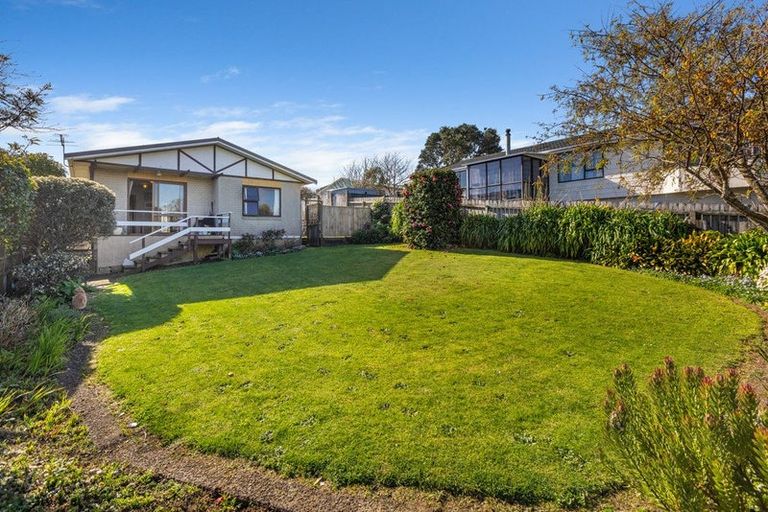 Photo of property in 14 Herekawe Drive, Spotswood, New Plymouth, 4310
