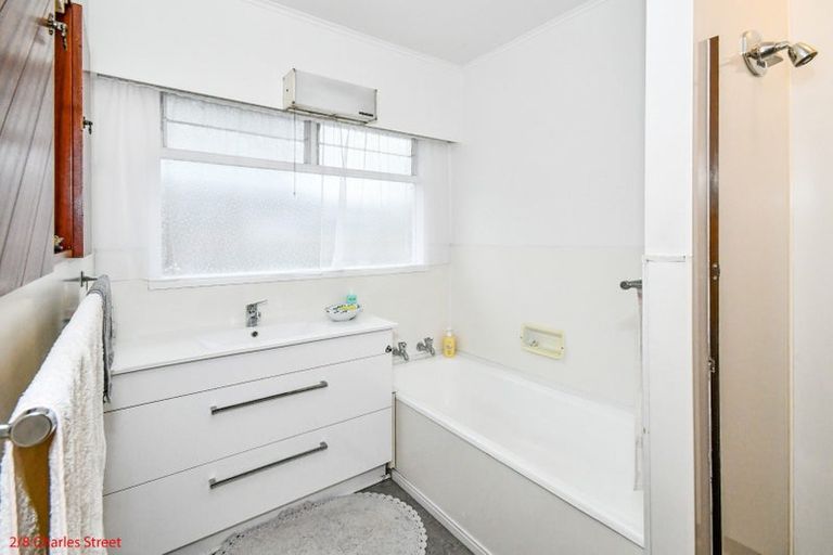 Photo of property in 2/8 Charles Street, Papatoetoe, Auckland, 2025