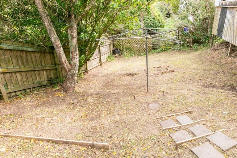 Photo of property in 72c Black Rock Road, Newlands, Wellington, 6037