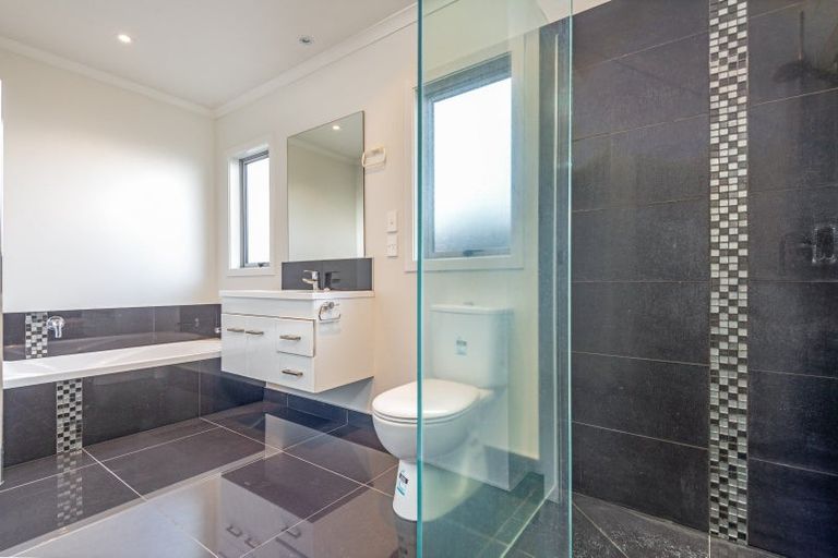 Photo of property in 120 Heretaunga Street, Palmerston North, 4414
