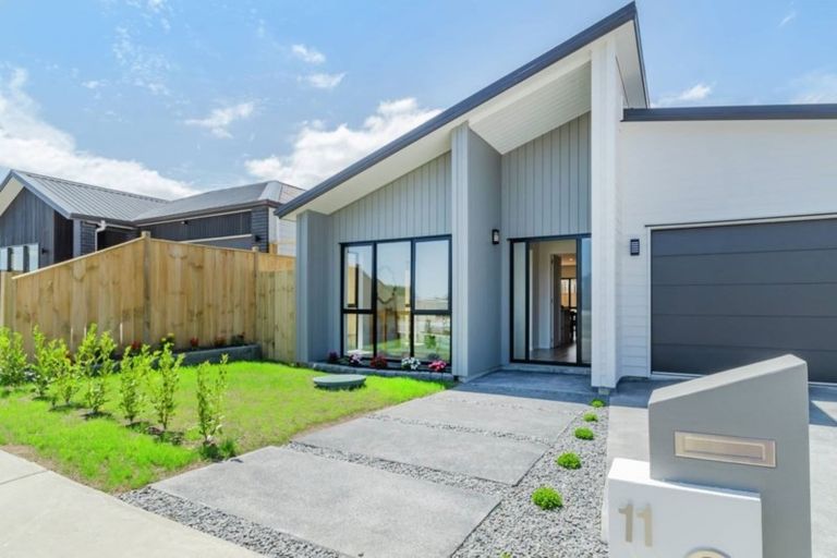 Photo of property in 11 Exmoor Road, Karaka, Papakura, 2113