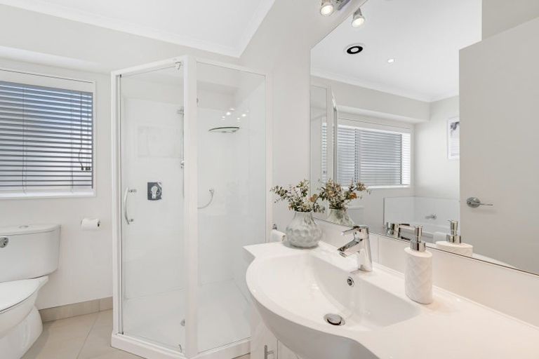 Photo of property in 28 Drake Street, Howick, Auckland, 2014