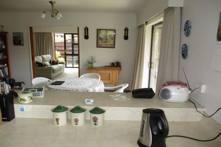 Photo of property in 88 Kapanui Road, Waikanae, 5036