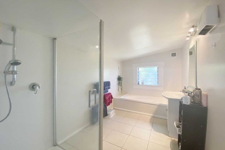 Photo of property in 29 Mayfair Street, Riccarton, Christchurch, 8011