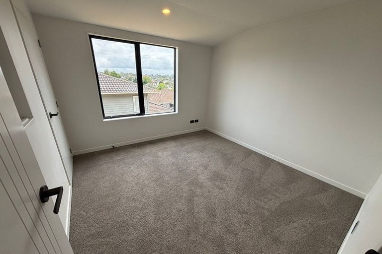 Photo of property in 15 Union Road, Howick, Auckland, 2014