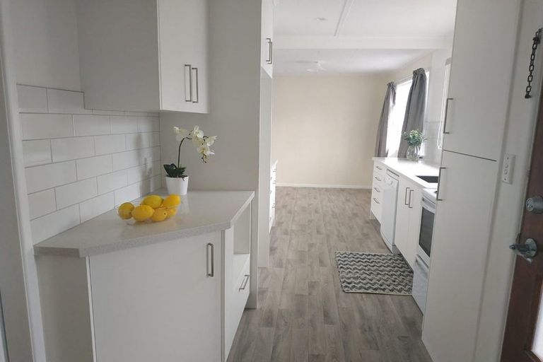 Photo of property in 363 Whangaparaoa Road, Stanmore Bay, Whangaparaoa, 0932