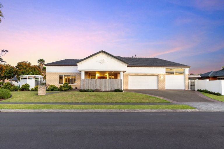 Photo of property in 36 Santa Barbara Drive, Papamoa Beach, Papamoa, 3118