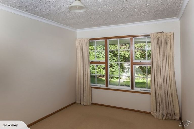 Photo of property in 306 Avonhead Road, Avonhead, Christchurch, 8042