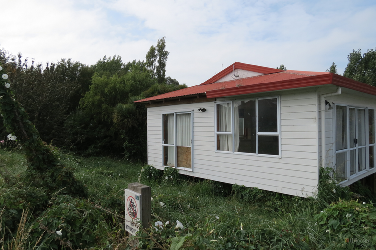 Photo of property in 27-35 Cambridge Street, Kensington, Timaru, 7910