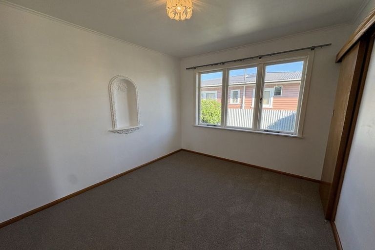 Photo of property in 15 Wycliffe Street, Onekawa, Napier, 4110