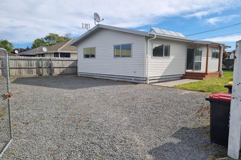 Photo of property in 2 Wildwood Avenue, Wainoni, Christchurch, 8061