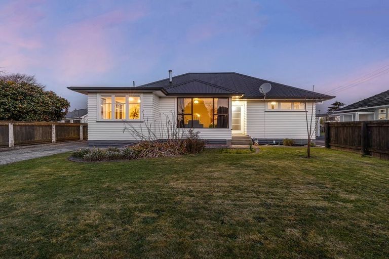 Photo of property in 24 Gardener Street, Levin, 5510