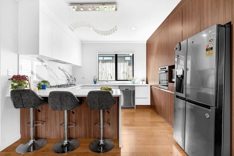 Photo of property in 98 Harriet Johnston Drive, Pokeno, 2402