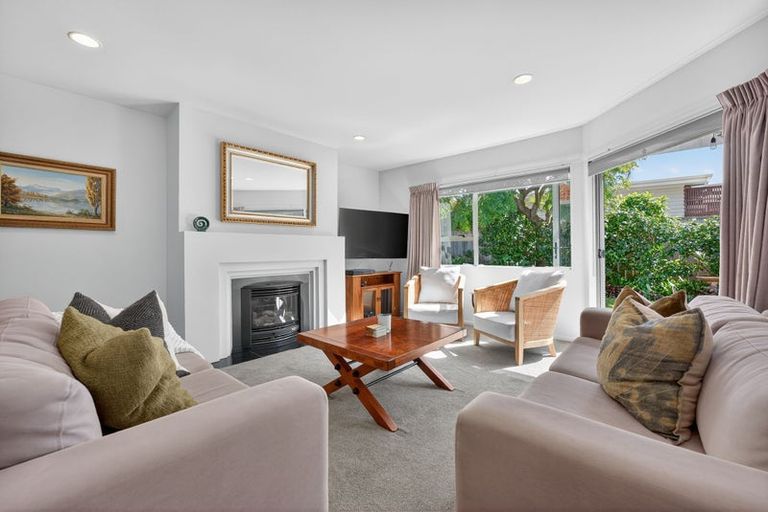 Photo of property in 1/6 Fenwick Avenue, Milford, Auckland, 0620