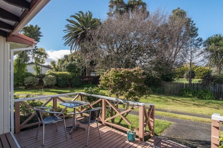 Photo of property in 30 Mahana Road, Paraparaumu Beach, Paraparaumu, 5032