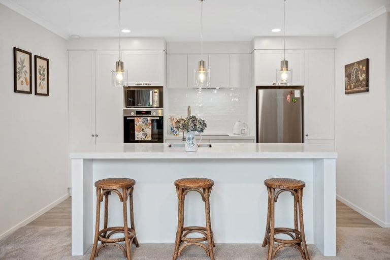 Photo of property in 17 Hansard Place, Bethlehem, Tauranga, 3110