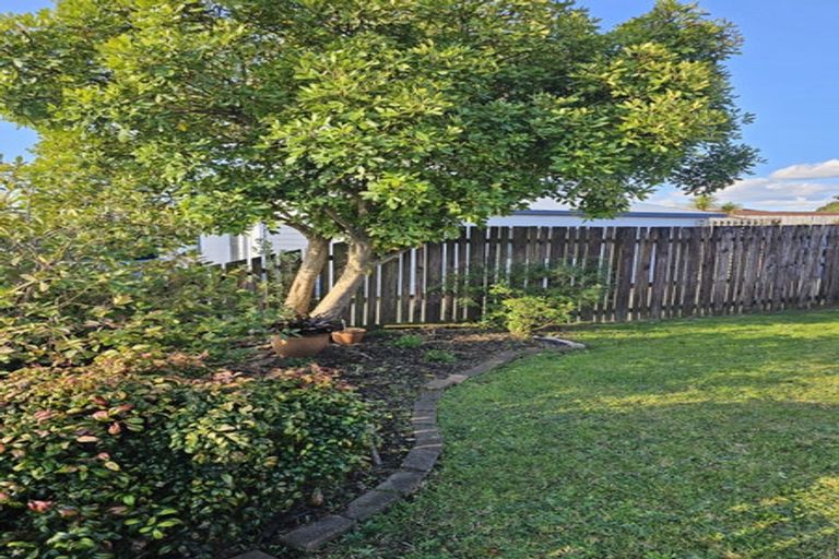Photo of property in 13a Churchill Terrace, Waiuku, 2123