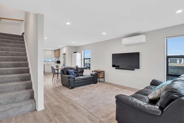 Photo of property in 24 Fairhall Street, Rolleston, 7615