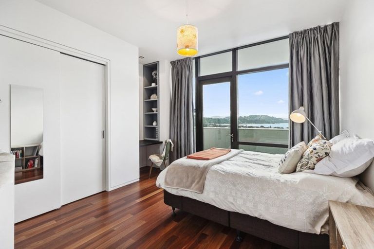 Photo of property in 80 Burnham Street, Seatoun, Wellington, 6022