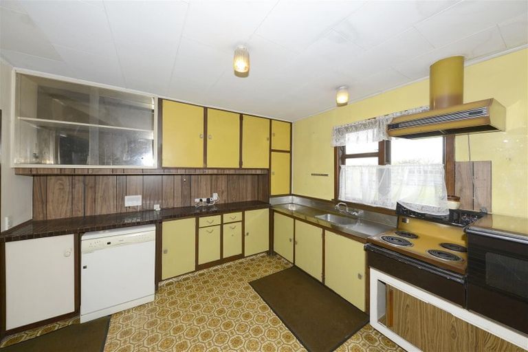 Photo of property in 8 Travis Road, Burwood, Christchurch, 8083