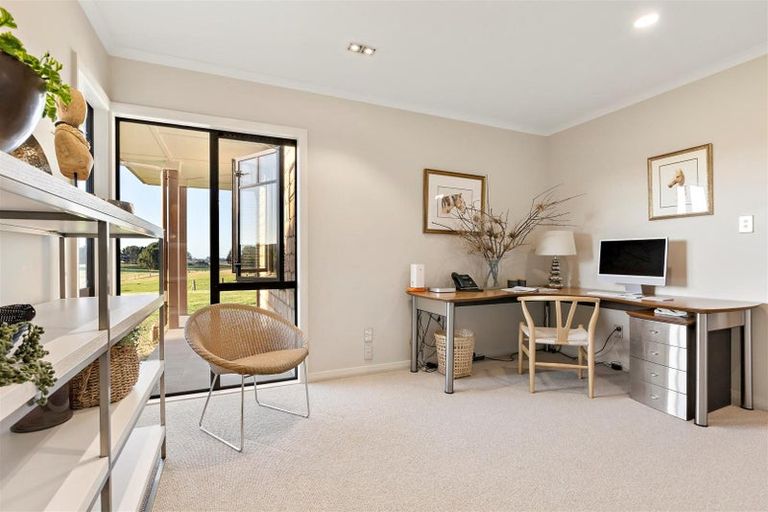 Photo of property in 135b Hutchinson Road, Helensville, 0875