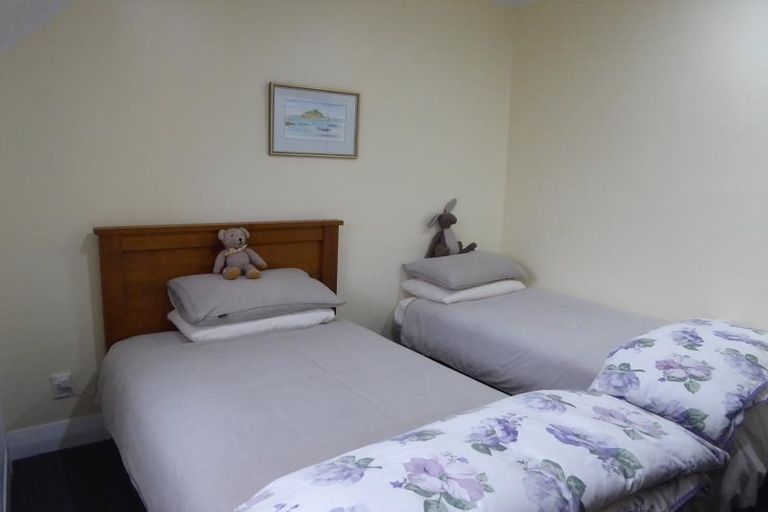 Photo of property in 62 The Parade, Island Bay, Wellington, 6023