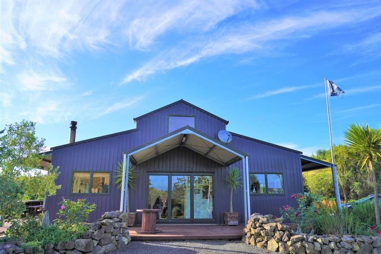 Photo of property in 747 Three Mile Bush Road, Ruatangata West, Kamo, 0185