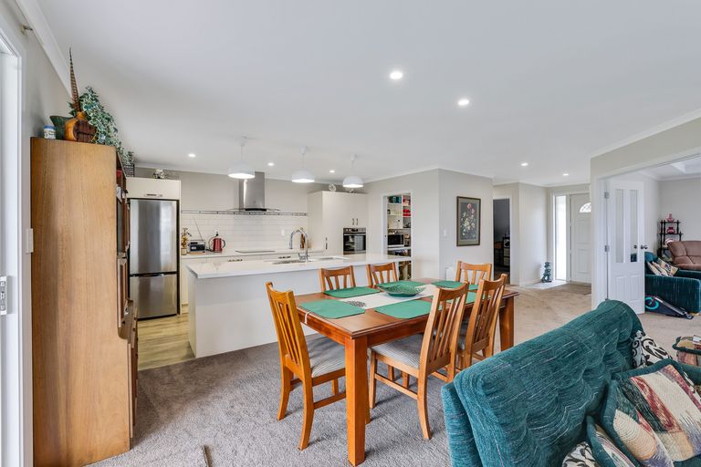 Photo of property in 15 Oak Ridge Drive, Te Awamutu, 3800