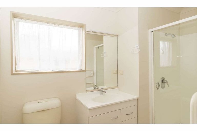 Photo of property in 15a Oakridge Drive, Kerikeri, 0230