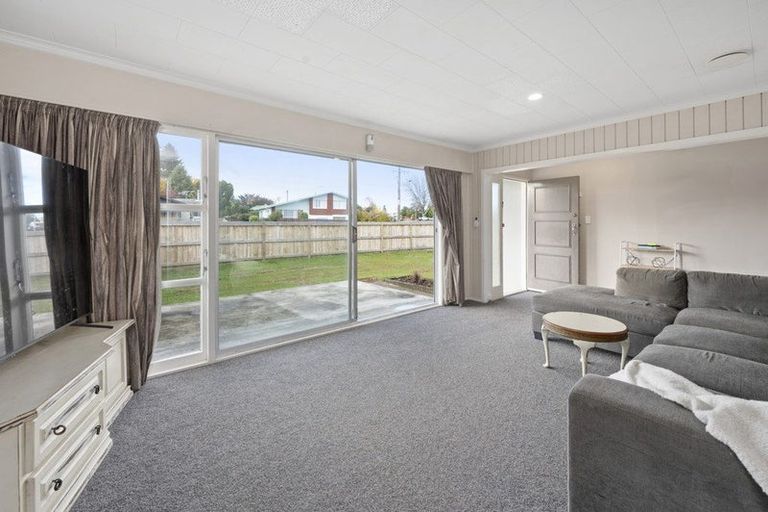 Photo of property in 84 Pandora Avenue, Sunnybrook, Rotorua, 3015