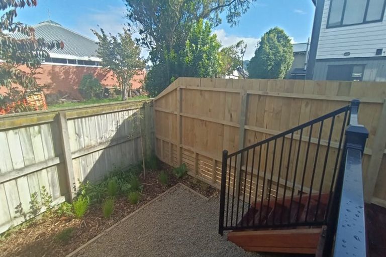 Photo of property in 7/7 Bertram Grove, Naenae, Lower Hutt, 5011