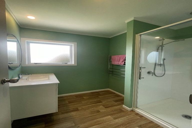 Photo of property in 6 Camellia Avenue, Bell Block, New Plymouth, 4312