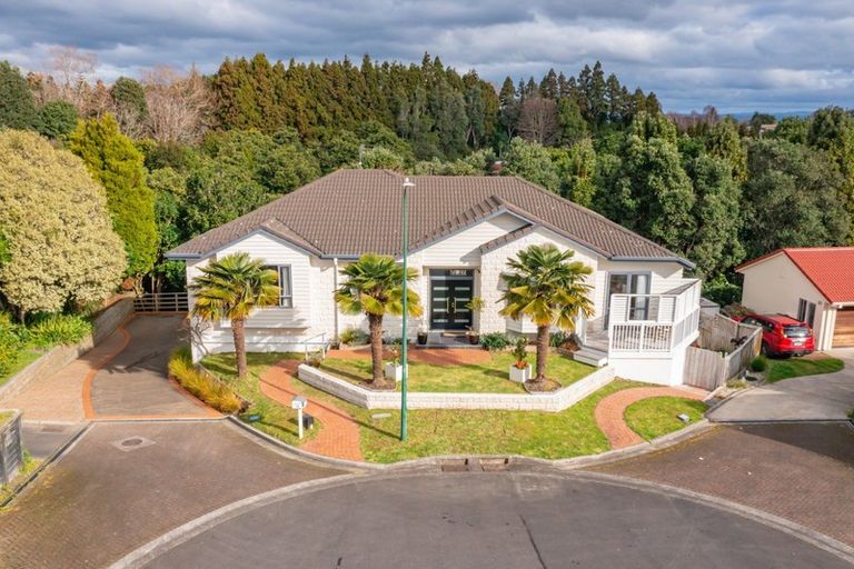 Photo of property in 14 Guildford Place, Bethlehem, Tauranga, 3110