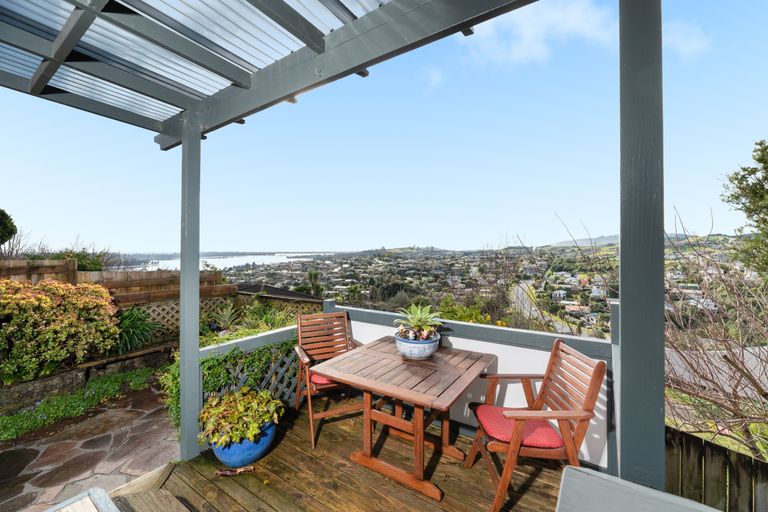 Photo of property in 71 Osprey Drive, Welcome Bay, Tauranga, 3112